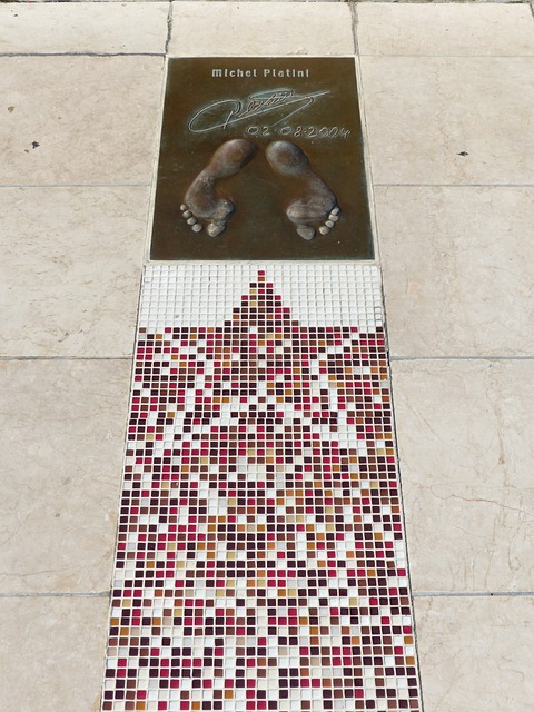 值得我們關 值得我們關